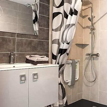 Cap L'ocean לינה וארוחת בוקר 3*